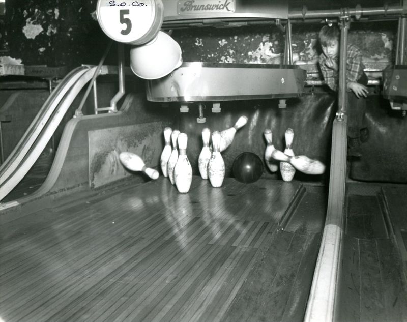 Pinsetter